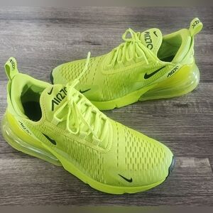 **NEAR NEW, RARE** Nike Airmax Air Max 270 Sz 9.5 Atomic Green Black Tennis Ball